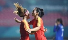 寒门女球王（铿锵玫瑰）